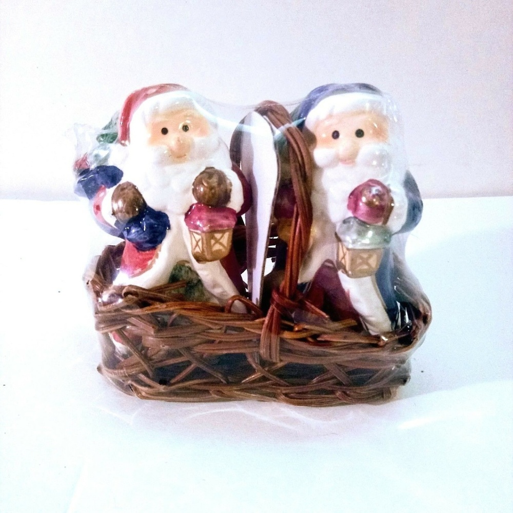 Christmas Santa's Salt & Pepper Shakers in Basket